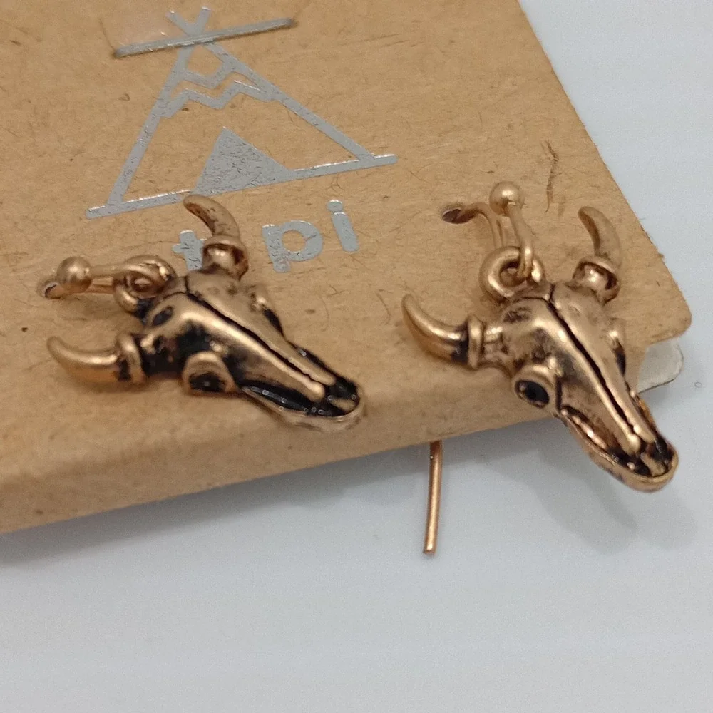 Tipi Western Bull Skull Earrings‎ Gold Tone Dangle Boutique Style Pierced